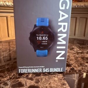 Garmin Forerunner 945 Bundle - Black and Blue